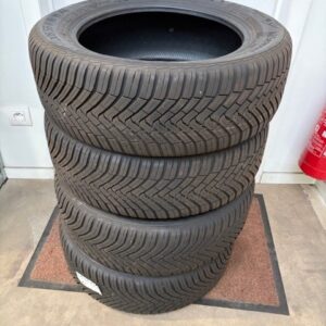 4 Pneus 4 saisons 205/55R16
